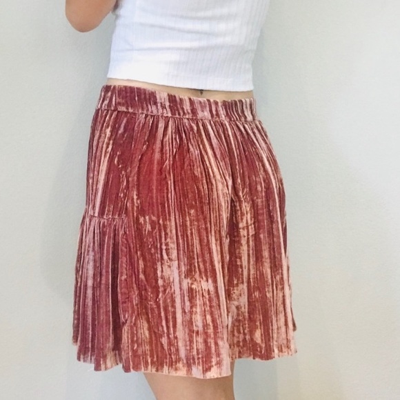 NWT Madewell pink pleated velvet skirt - Picture 2 of 8